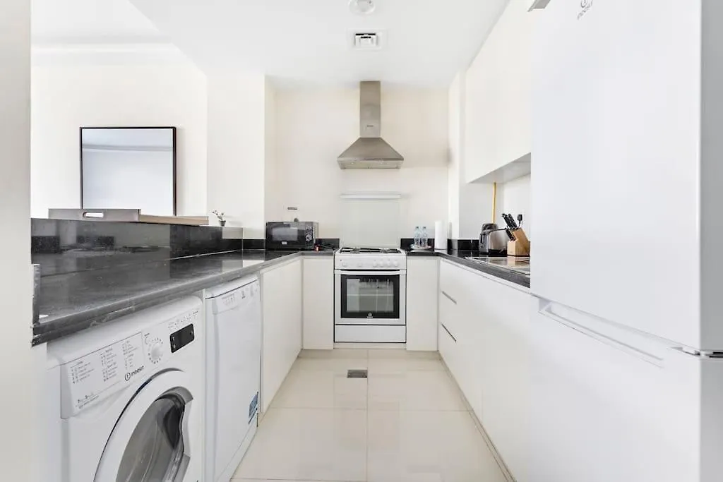 Stonetree - Furnished 1Br In Celestia B Apartment Dubai 0*,